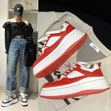 网红时尚休闲小白鞋女2025春秋季新款皮面透气百搭厚底系带运动鞋