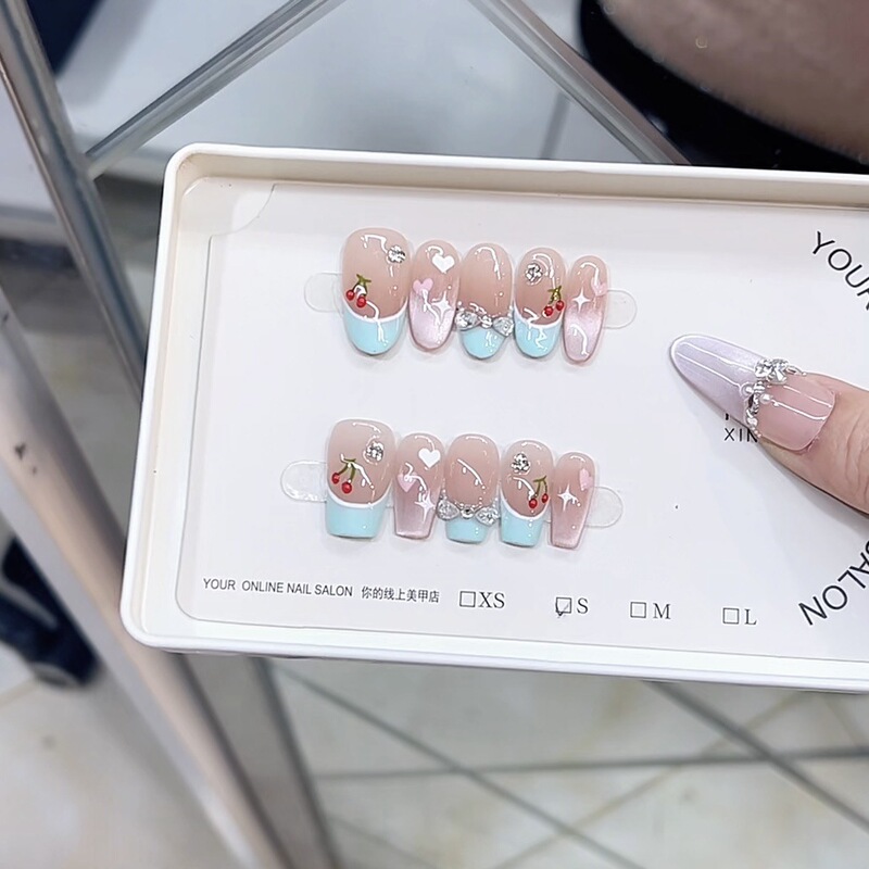 Dai Yueda Hand-worn Armor Cherry Jam Cat's Eye French Hand-painted Sweet Girl White Manicure Patch