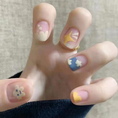 Cute cartoon cloud smile short wearable nail polish suitable for pregnant women, detachable fake nail sticker set, 24 pieces.