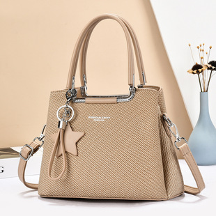 3�Ӹ߼��д�����Ů���μ���ߙn�ΰ���Ů������������ϰ�ͨ�ڰ�