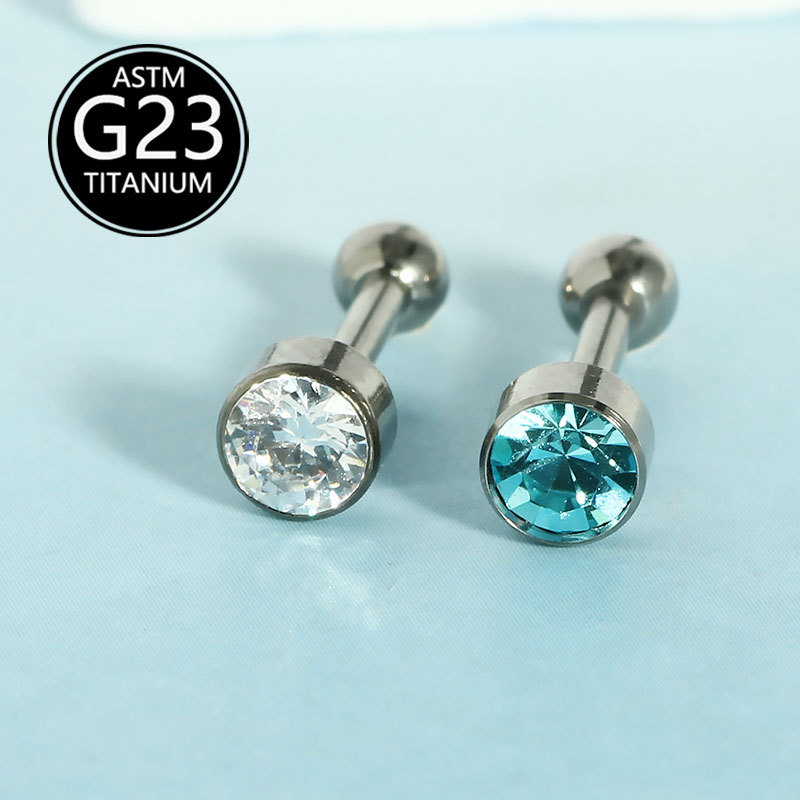 Silver pointed spike labret stud material detail