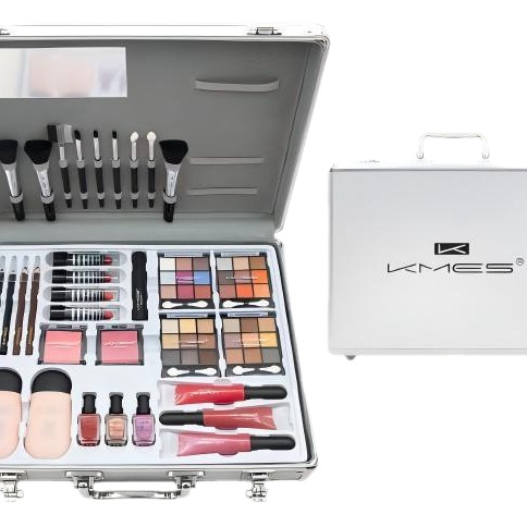 Transfronterizos de venta caliente maquillaje especial conjunto de maquillaje de sombra de ojos lápiz labial conjunto de maquillaje esmalte de uñas conjunto de regalo