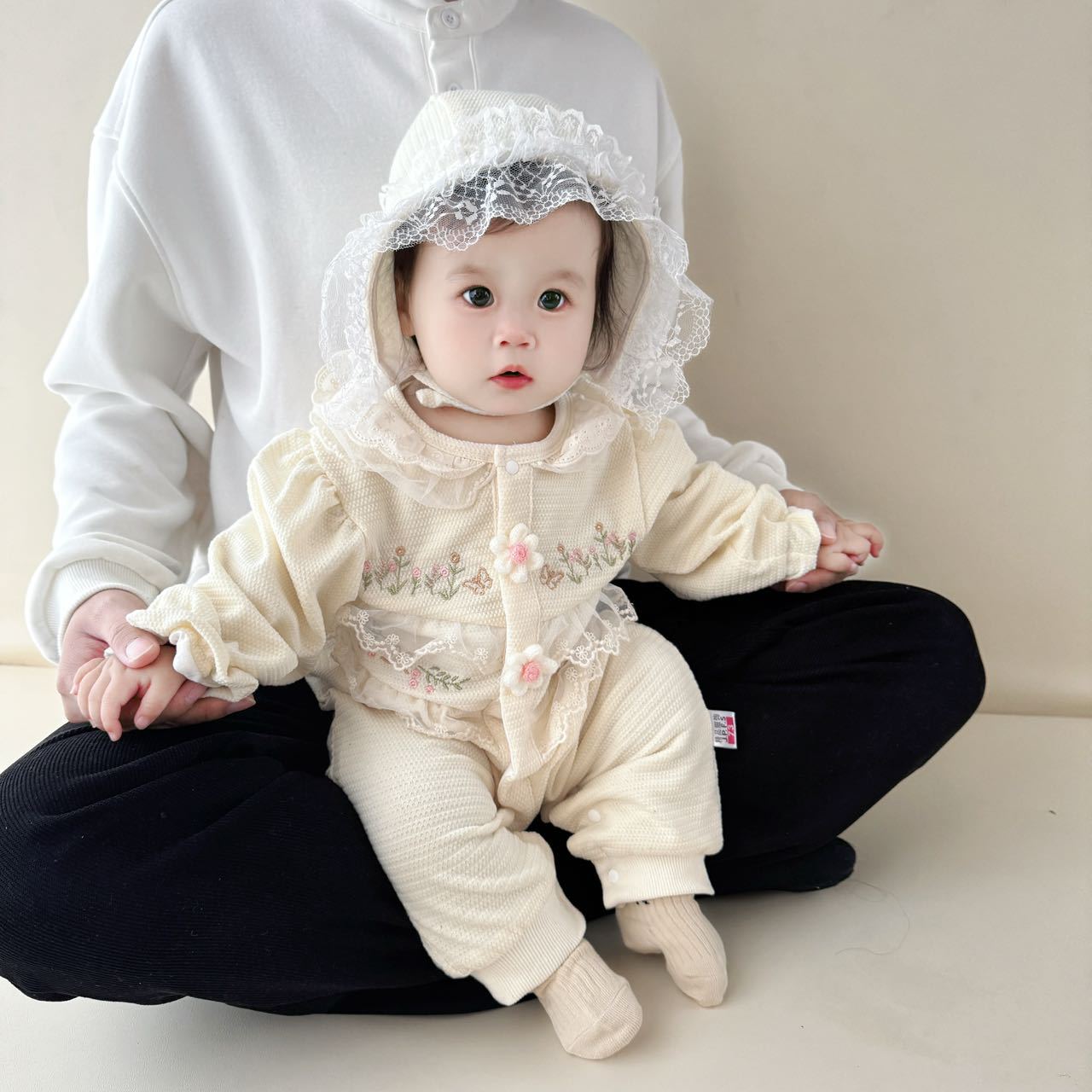 Primavera y otoño nuevo estilo coreano bebé princesa estilo estilo occidental mamelero de una pieza con capucha vestido de cien días de luna llena para niñas