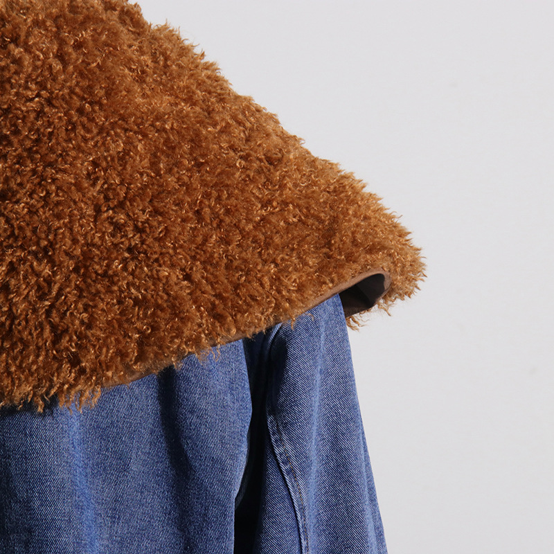 Abbigliamento da donna Trench lungo alla moda e dal temperamento nuovo di zecca, colletto in pelliccia staccabile, design di nicchia, giacca in denim_voghion.com