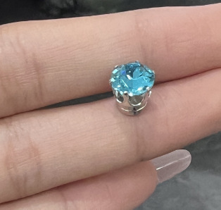 Pendientes de aleación moda coreana, estilo lujo ligero, ideales para puestos callejeros, mercado nocturno y ventas en vivo, al por mayor