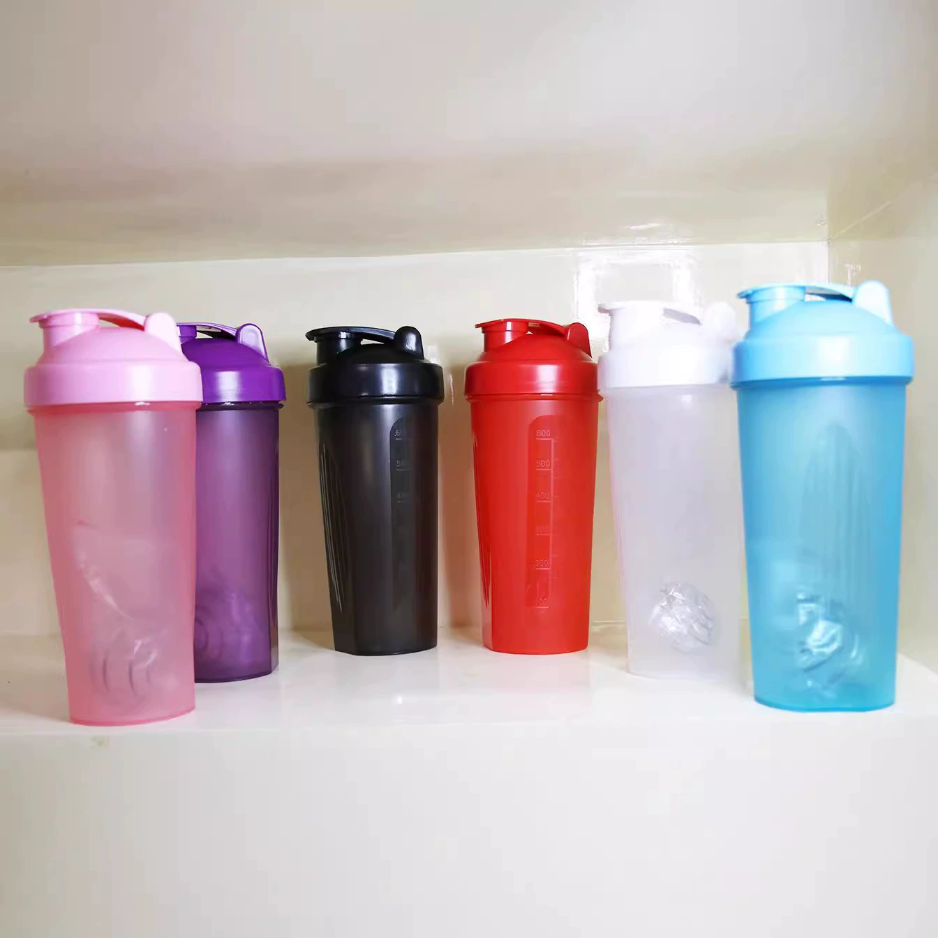 Встряхивая чашка 800ml600ml400 мл фитнес-чашка молочный коктейль перемешивая водяной стакан протеиновый порошок встряхивая чашка спортивная водная чашка