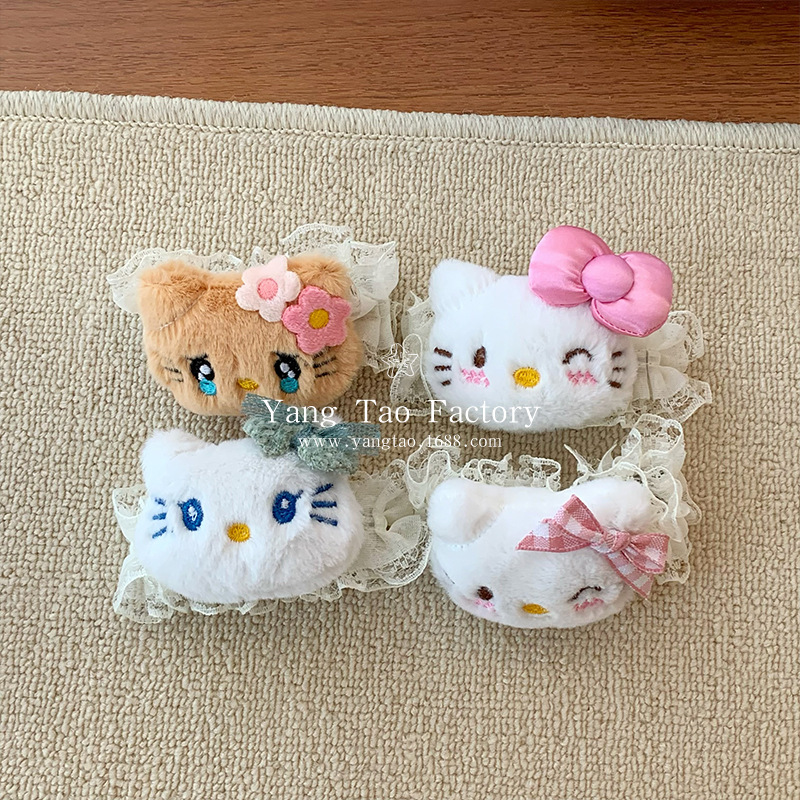 2024 nueva linda niña Kitty muñeca de peluche lavarse la cara correa de cabello para las cuatro estaciones de lavarse la cara maquillaje clip de cabello