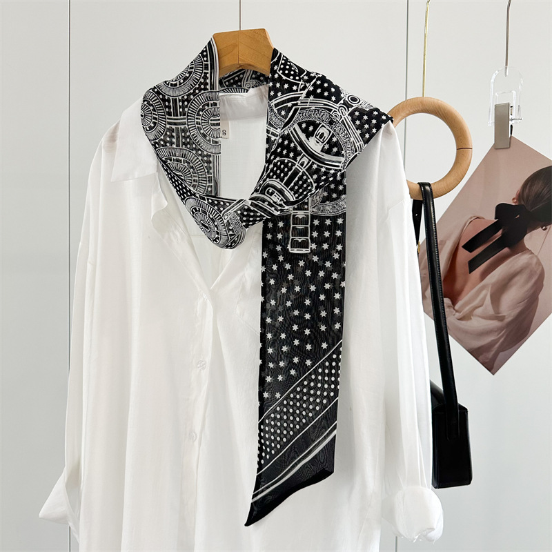 Sensación de alta gama de seda lunares pequeñas serpentinas mujeres verano nuevo todo fósforo de doble cara camisa de seda de morera bufanda bufanda