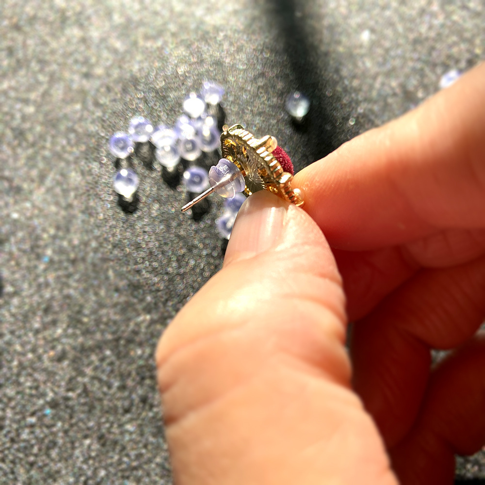 Hamburguesas de plástico transparente tapón de oído anti-off pendiente Stud earcap resistente a la alergia ambiental oído forzado DIY accesorios para el oído Accesorios