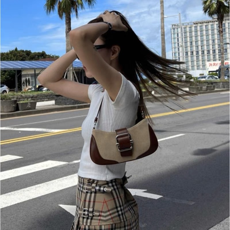 Retro armpit high-end splicing baguette niche design autumn new temperament shoulder bag ins female fashion_voghion.com