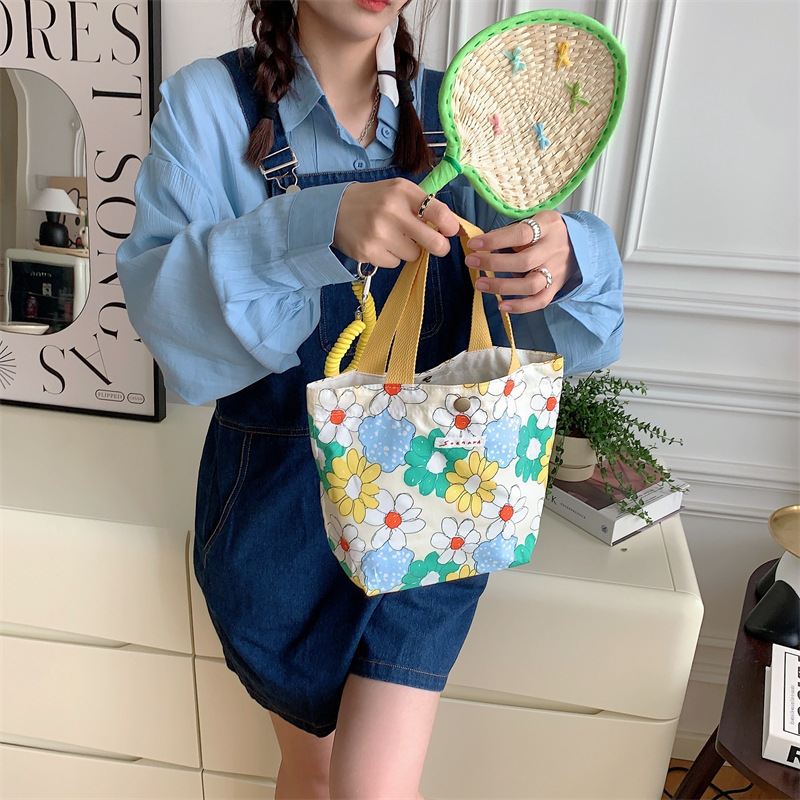 75g Weight Magnetic Buckle Closure Type Top Handle Strap Type Handbag Bags Type Casual Occasion Canvas Material Flower Pattern Spring&Summer Season Women's Gender Vacation Style Square Shape Women's Canvas Flower Vacation Square Magnetic Buckle Handbag 36