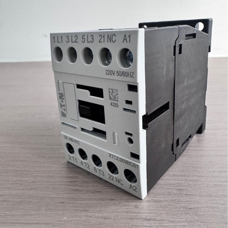 Eaton Moeller Circuit Breaker Dilm1000C-Xhi11-Si M22-Ck20 M22-Ck02 Eaton Moeller Circuit Breaker Dilm1000C-Xhi11-Si M22-Ck20 M22-Ck02