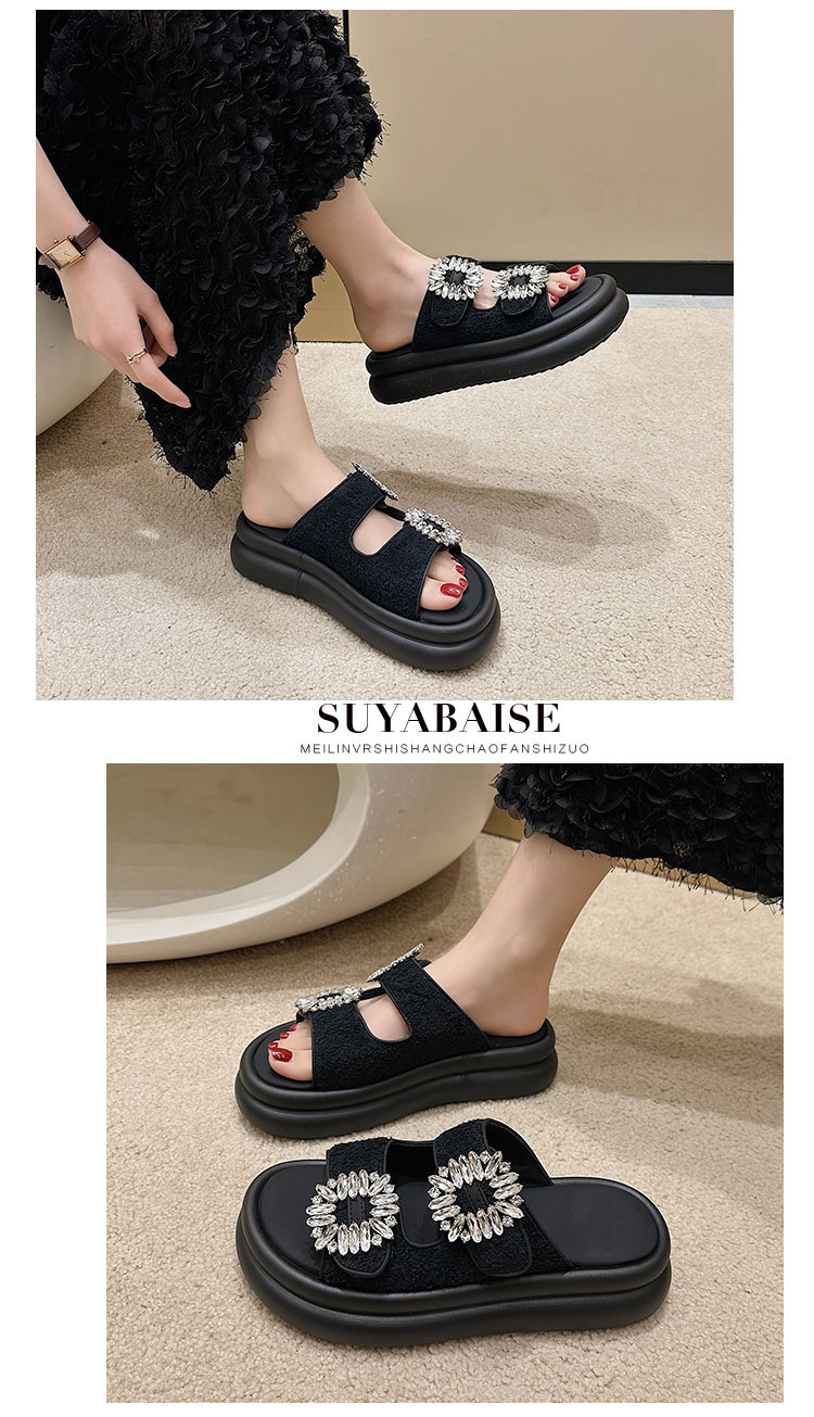 Sandal Image 3