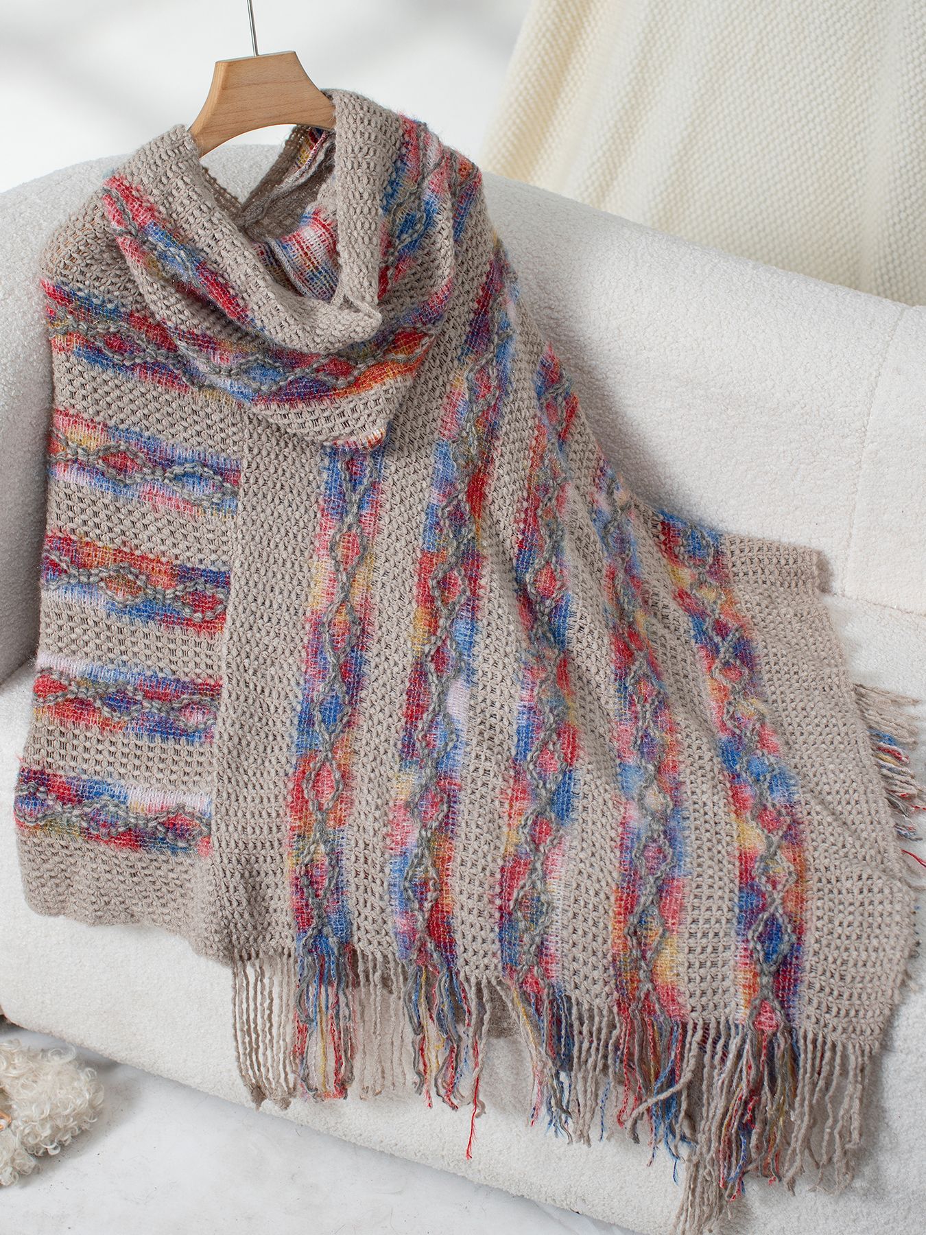 Farbig gestreifter, gestrickter Cape-Schal mit Kapuze und Fransen, lockerer Pullover für Damen_voghion.com