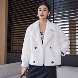 女式毛呢外套;女式皮衣;皮草