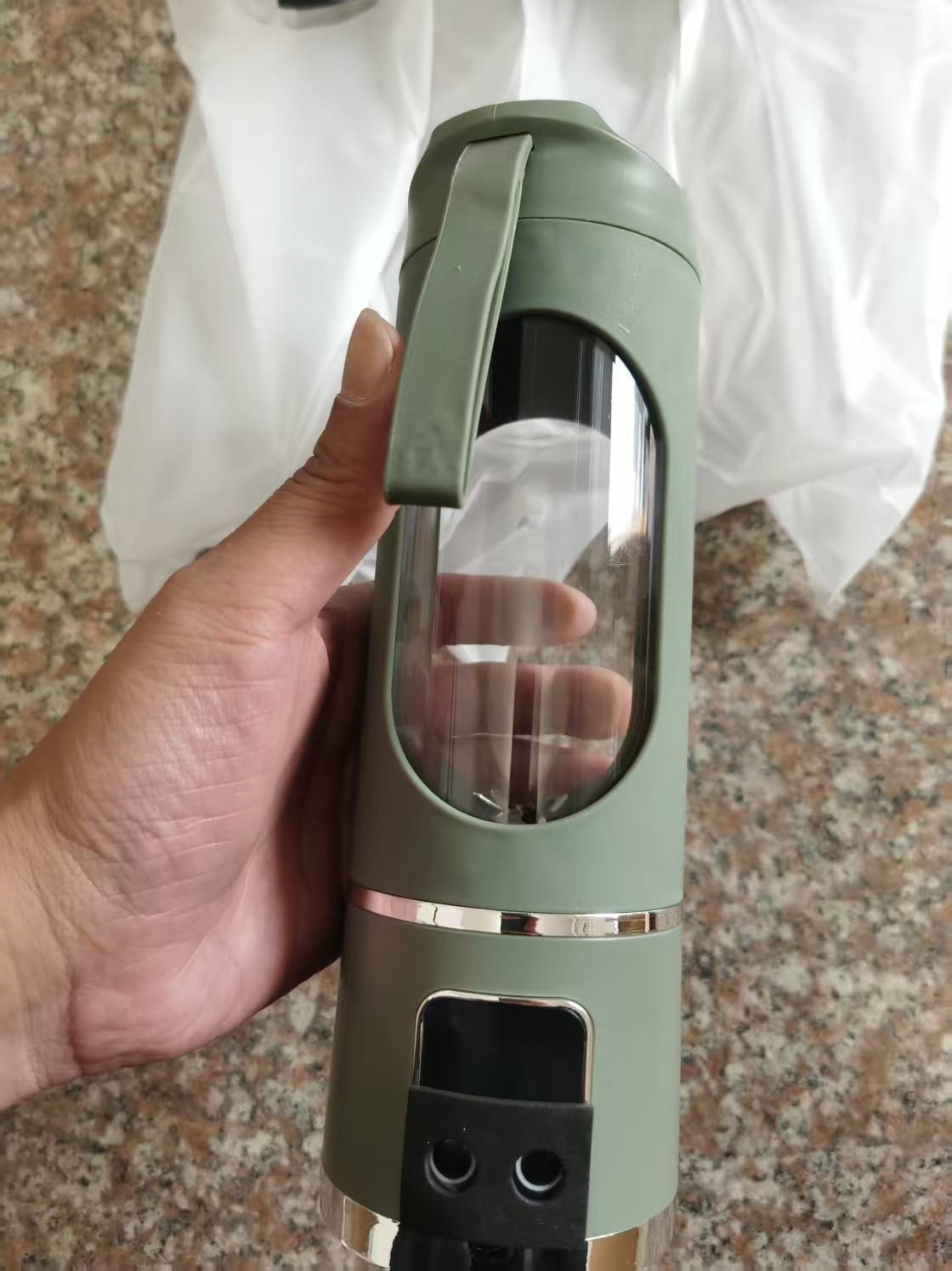 Yeni Model Sıkacak Ev Tipi 12 Bıçak Sıkma Bardağı Karıştırıcı Taşınabilir Meyve Suyu Makinesi Açık Hava Çok Fonksiyonlu Bardak Sıkacak Taze Sıkılmış
