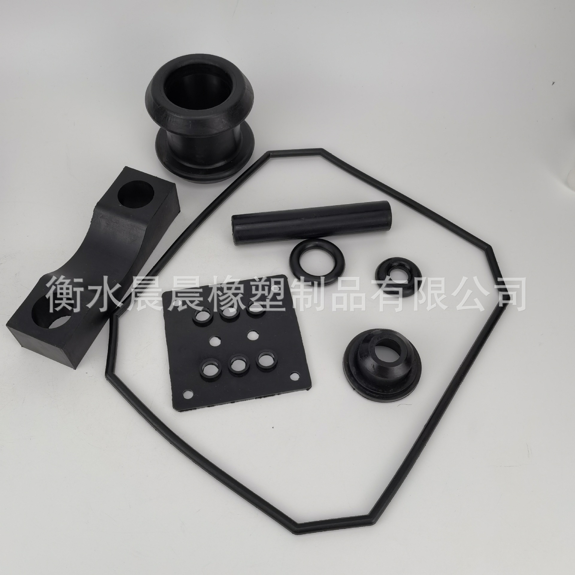 厂家供应橡胶制品异形件杂件黑色密封胶圈胶垫非标防水防水防尘