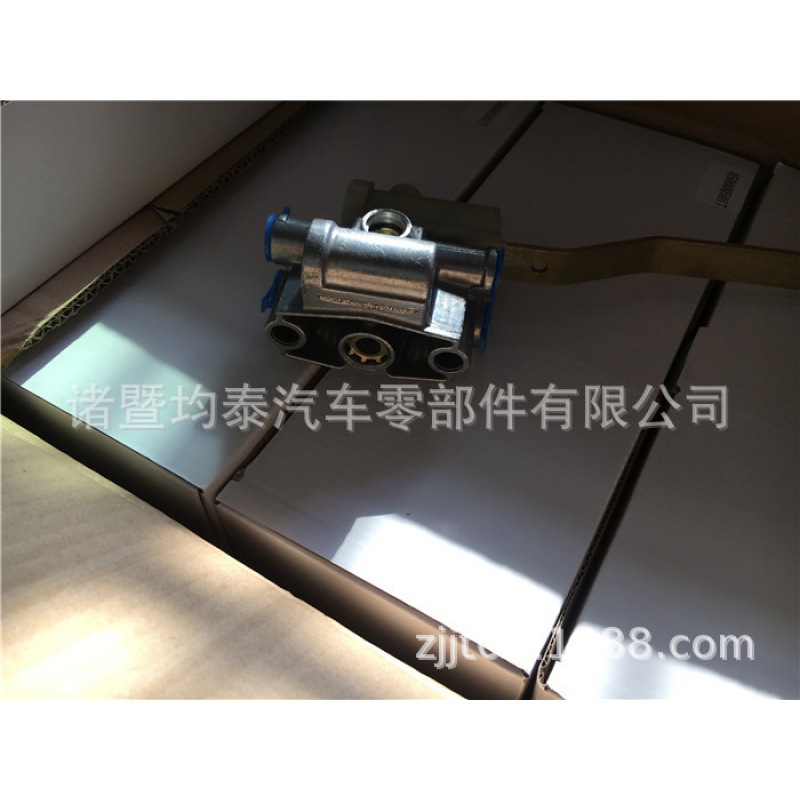 [Ventas directas de la fábrica] Válvula de altura 0500005017 camiones pesados camión piezas de autobús