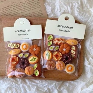 French Alkaline Water Bread Magnetic Sticker Mini Simulated European Bag Refrigerator Sticker Baking Memo Sticker Magnet Decorative Iron