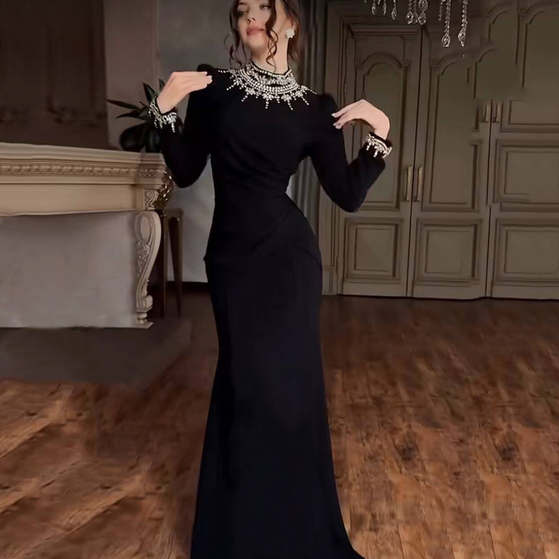 New Autumn Bandage Dress with Rhinestones, Long Sleeves, Tight-Fitting, Slim Long Dress, Sexy Bodycon Dress, Half-High Collar Evening Gown