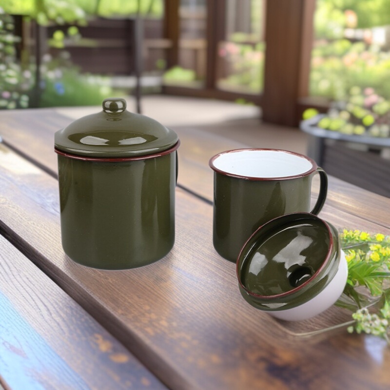 Classic Retro Enamel Cup, Army Green Tea Mug, Red Nostalgic Retro Handle Tea Cup, Old-Fashioned Cup Classic Retro Enamel Cup, Army Green Tea Mug, Red Nostalgic Retro Handle Tea Cup, Old-Fashioned Cup