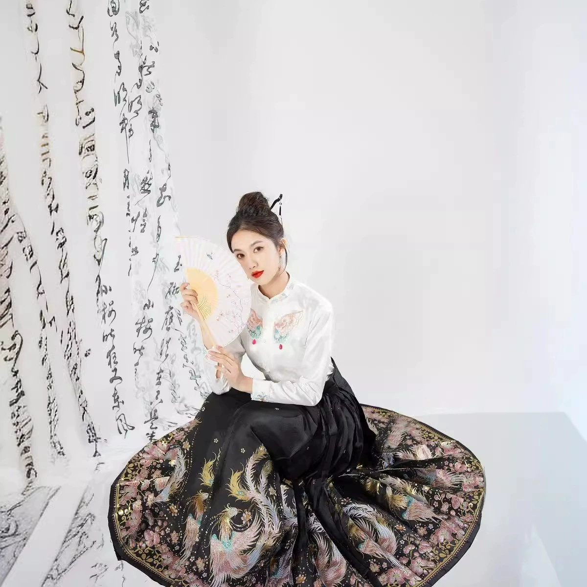 Настоящий выстрел в наличии тканая Золотая макияжная Цветочная юбка макси Hanfu новая в китайском стиле знаменитая вышитая юбка макси в этническом стиле 4,5 м качели