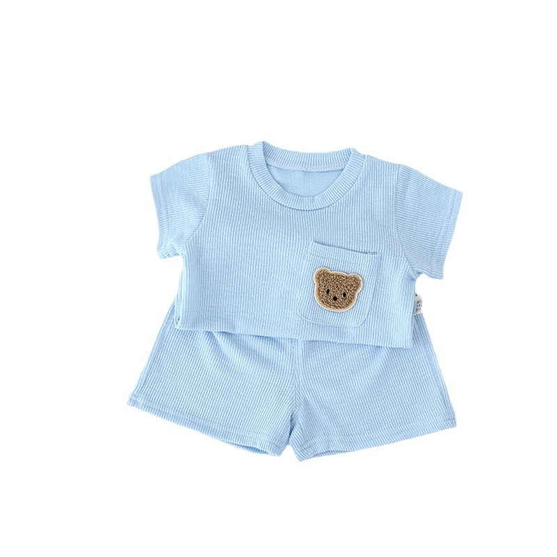Traje de oso de verano para niños ins estilo k, pantalones cortos de manga corta para bebés, conjunto informal simple de dos piezas, 2024