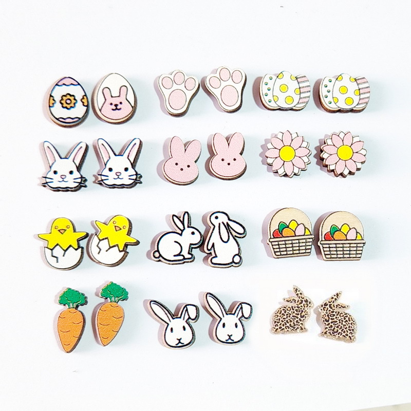 1 Pair Cartoon Style Animal Wood Easter Women's Girl's Ear Studs display picture 1