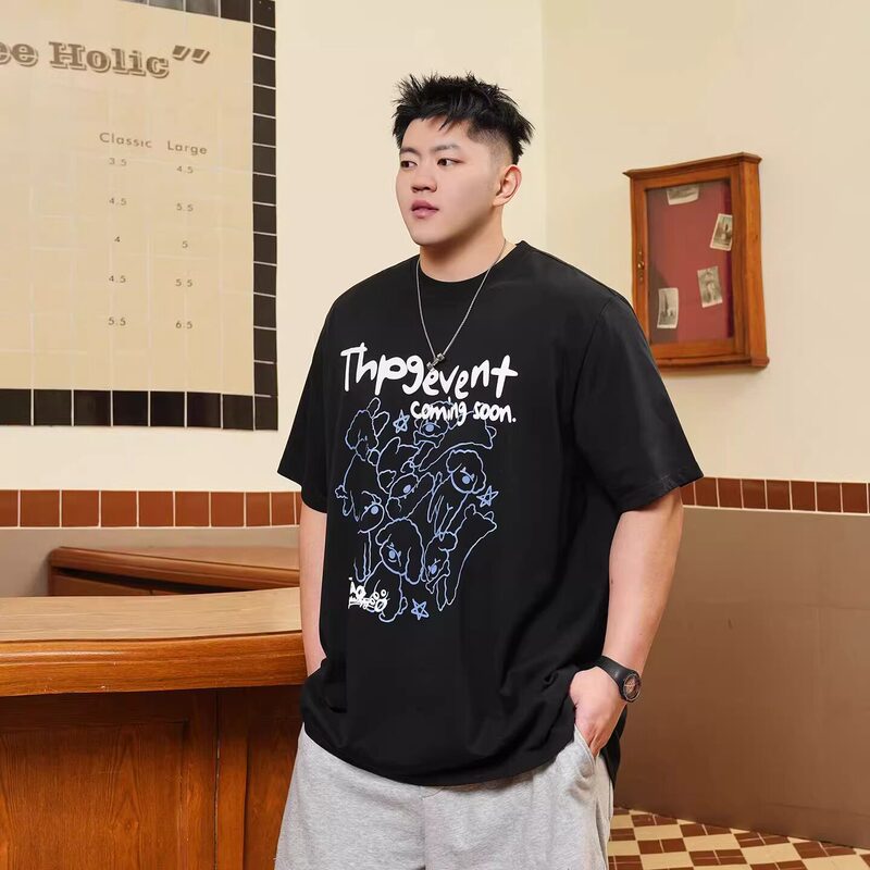 Trendy Plus-Size Men's Clothing for Big Guys, New Summer Style, Casual Loose Fit, Extra Large Hand-Painted Print, Pure Cotton Short-Sleeve T-Shirt Trendy Plus-Size Men's Clothing for Big Guys, New Summer Style, Casual Loose Fit, Extra Large Hand-Painted Print, Pure Cotton Short-Sleeve T-Shirt