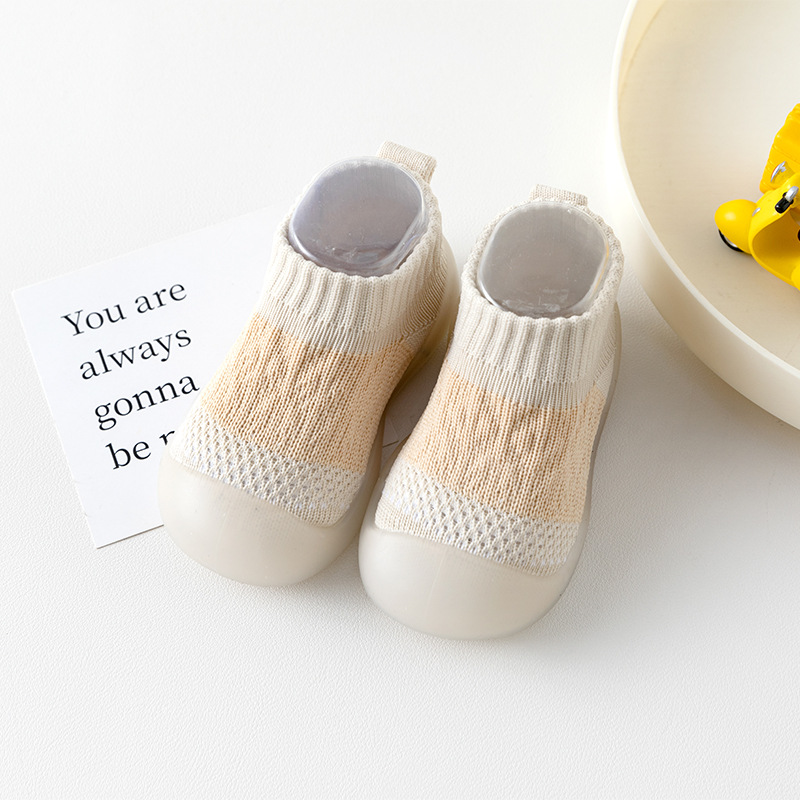 Nuevos zapatos de malla primavera y otoño para niños respirantes antiderrapante zapatos de suela suave para niños pequeños zapatos para niños