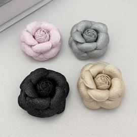 胸针;项链;领结/领花