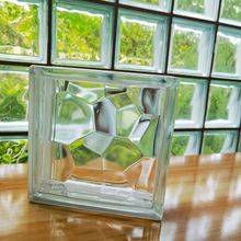 星城压花玻璃超白玻璃砖水晶砖隔断网红卫生间方形空心玻厂家批发