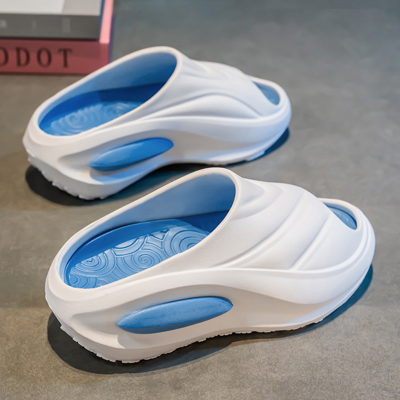 Zapatillas de alta elasticidad 2025 nuevos deportes de motocicleta al aire libre hombres y mujeres usan sandalias de plataforma antideslizantes en la playa slippers