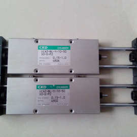 B030*原装拆机 CKD双轴气缸 UCA2-BL-Y-10-50-S0-D-P2 实物图片