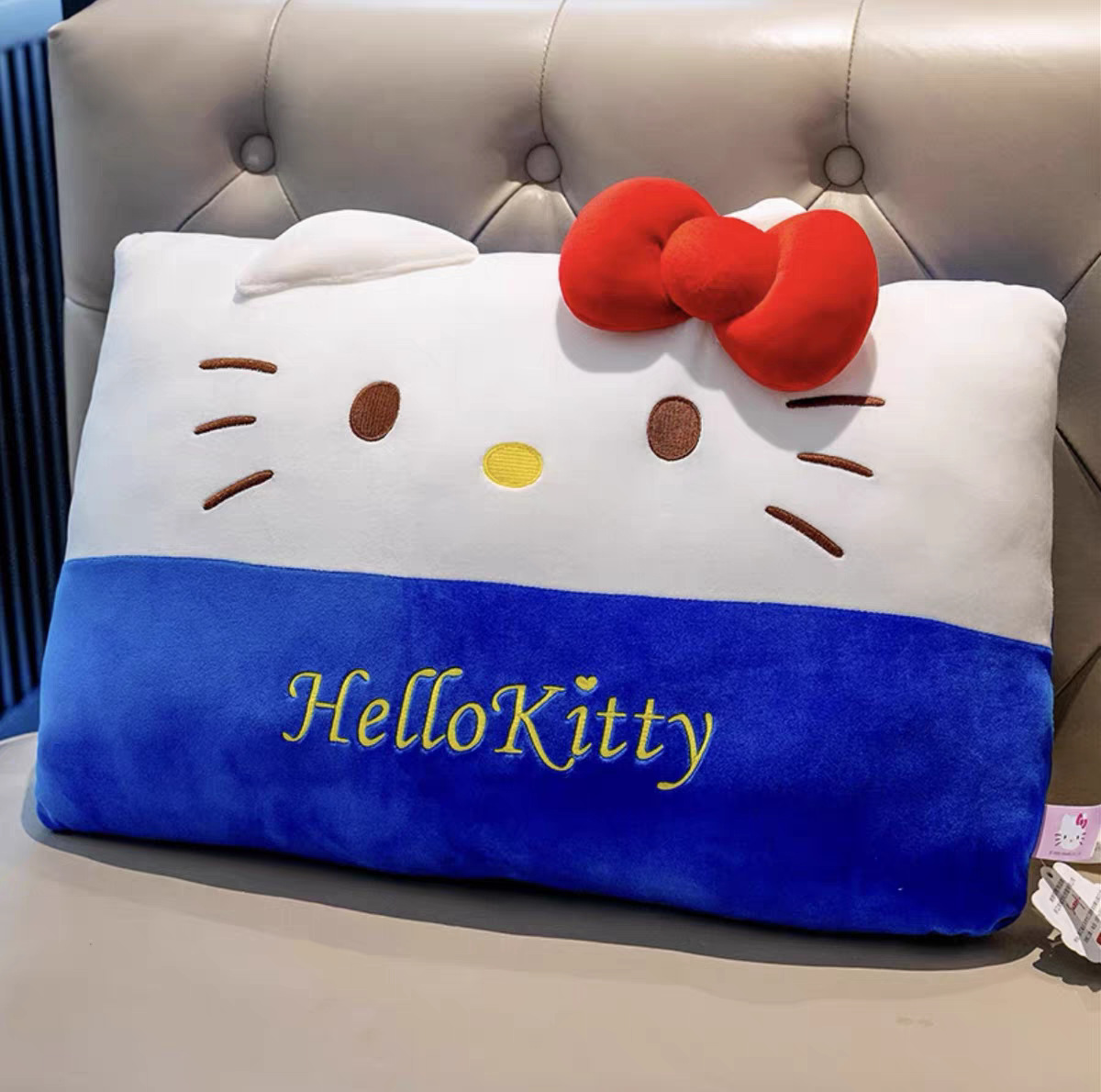 Genuino hellokitty muñeca Hello Kitty muñeca de peluche de juguete al por mayor actividad regalo KT gato muñeca grande