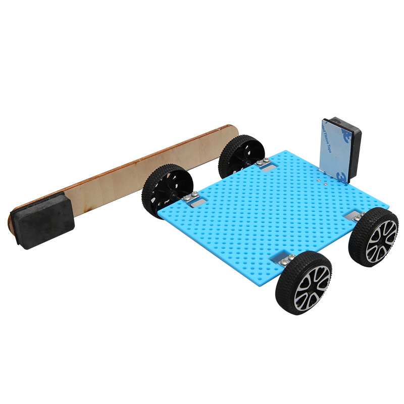 Coche magnético hecho en casa Niños DIY Haciendo Juguetes hechos a mano educativos estudiantes de primaria y secundaria fuerza magnética física contra la exclusión experimento