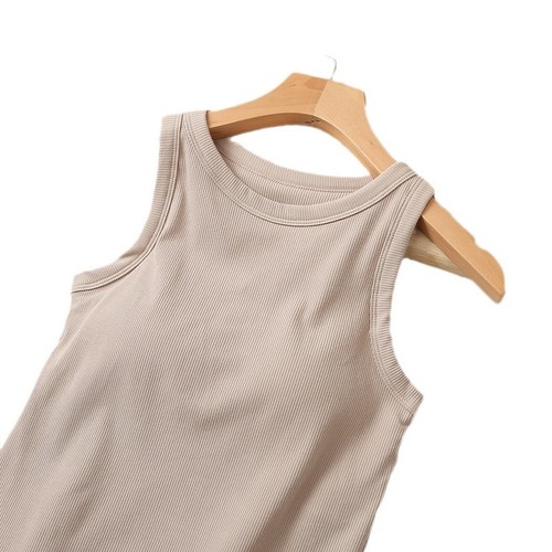 Wholesale trendy women's sleeveless crop top with sexy back design, short style, suitable for layering inside or outside, slim-fit and navel-baring.