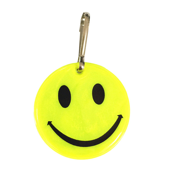 工厂直销高反光PVC笑脸挂件大量现货批发PVC反光挂件研学游学