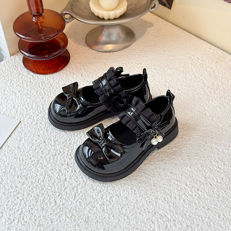 Niña Lolita zapatos de cuero primavera y otoño 2025 nuevos zapatos de espectáculo negro para niños zapatos de princesa de niña