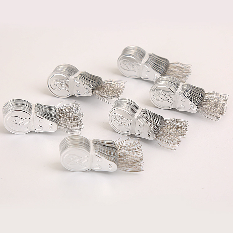 Herramientas de punto de cruz al por mayor de fábrica/enhebrador de hoja de aluminio simple/enhebrador de hoja de hierro enhebrador de hoja de acero nuevo