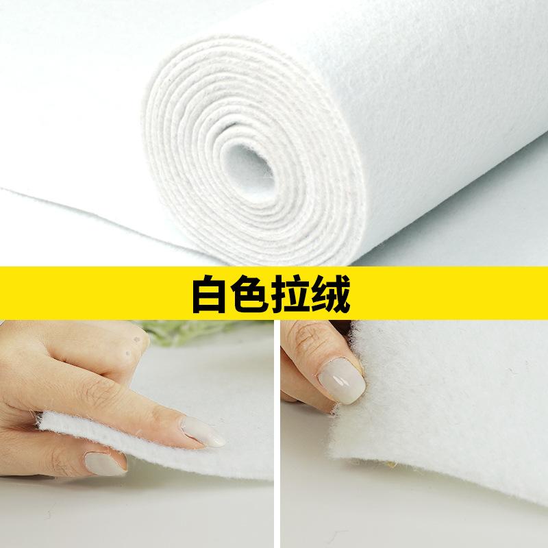 結婚祝いの赤いじゅうたんは一度に結婚して店の入り口を開店します。