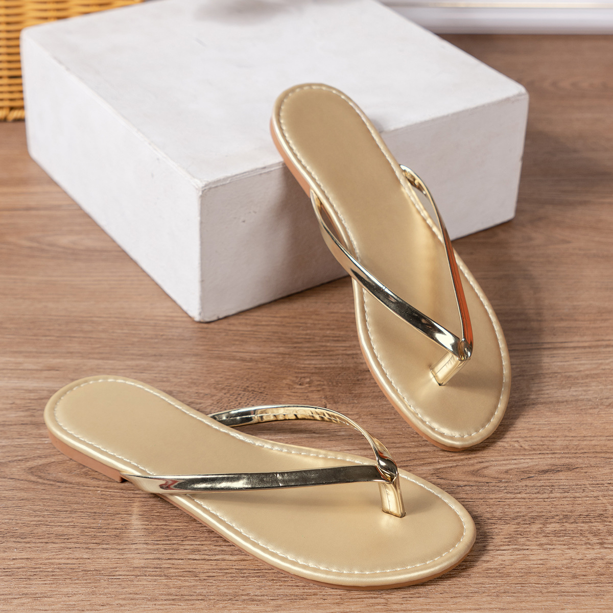 Damen Slipper Mit Fischgrätenmuster Und Flachem Absatz_voghion.com