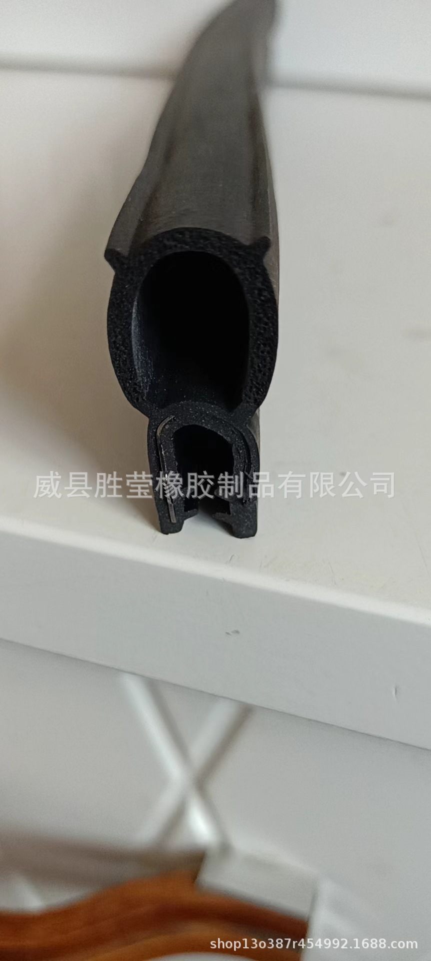 Customized EPDM rubber sealing strip for cars, composite side foam car door, electrical box, cabinet, cassette-type sealant