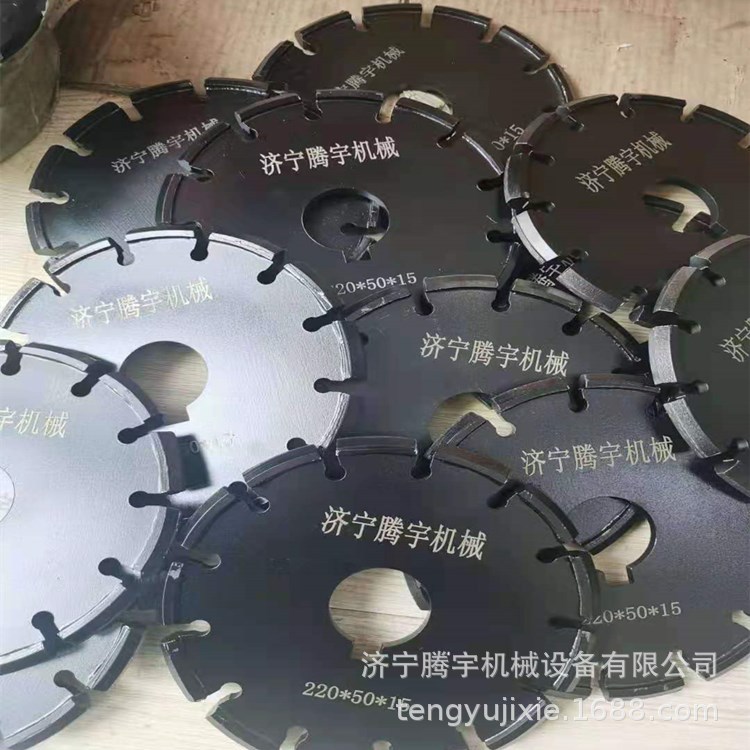 生产奶牛场用开槽机 腾宇牌混凝土路面用梯形1.5公分刻槽机刻纹机