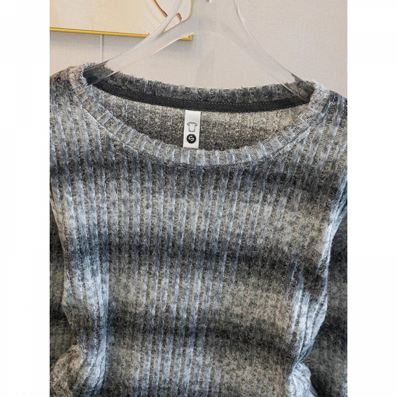 広州十三行高品質!女性用右肩Tシャツ、新しいスタイル、スリムフィット、ストライプ長袖ボトムシャツ、冬用トップス|undefined