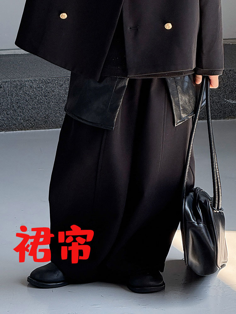 Черная юбка, штора