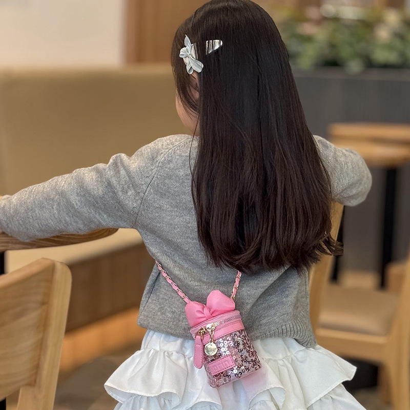 Bolsas para niños 2026 nuevas bolsas de moda de sequillas para niños y niñas bolsas de cadena lindas bolsas de arco mini bebés