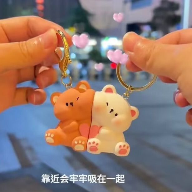 New Magnetic Cute Hugging Bear Couple Pendant Doll Decoration Creative Backpack Keychain Gift New Magnetic Cute Hugging Bear Couple Pendant Doll Decoration Creative Backpack Keychain Gift