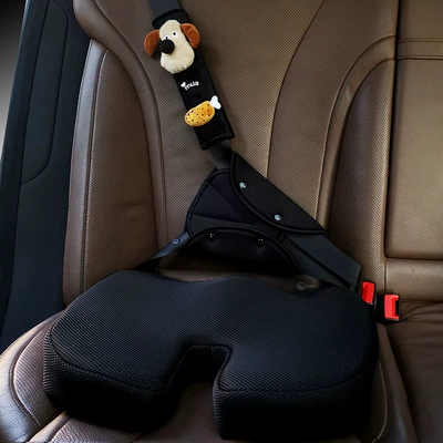 Baby Shoulder Protector Accessories — Seat belt shoulder pad - velvet-chicken-leg-dog-three-piece-set-seat-belt-auxiliary-accessories
