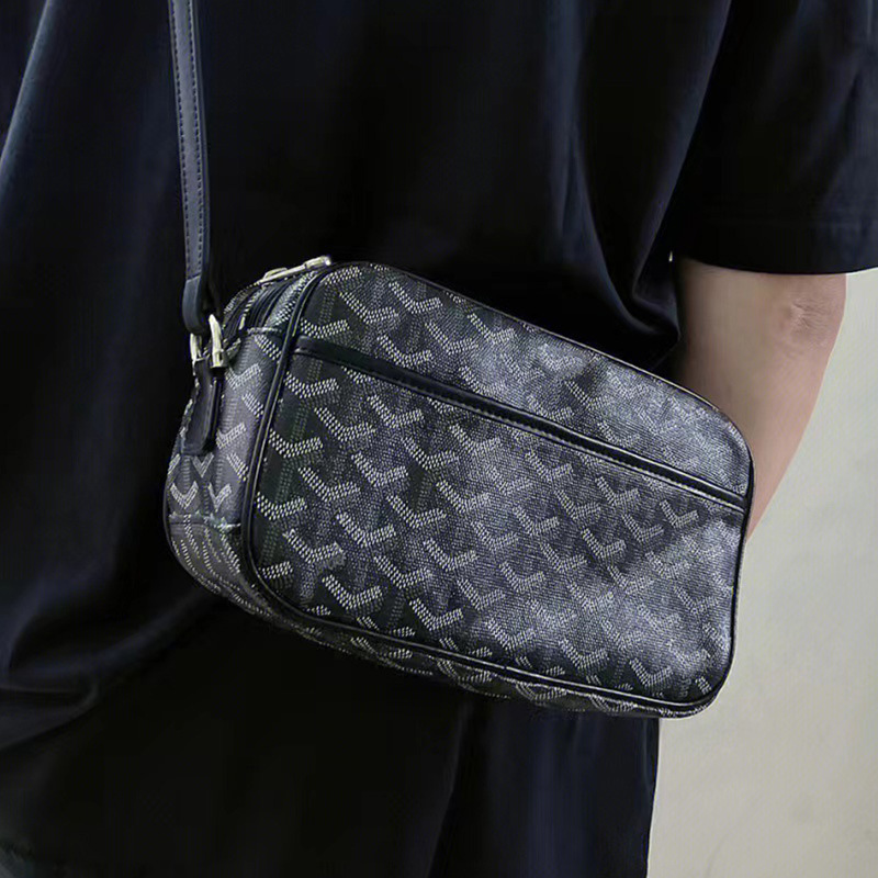 La nueva cámara dental para perros 2024 incluye un bolso cuadrado pequeño para hombres y mujeres con un tramo oblicuo y un hombro, y un bolso de pecho impreso de gran capacidad para el ocio.